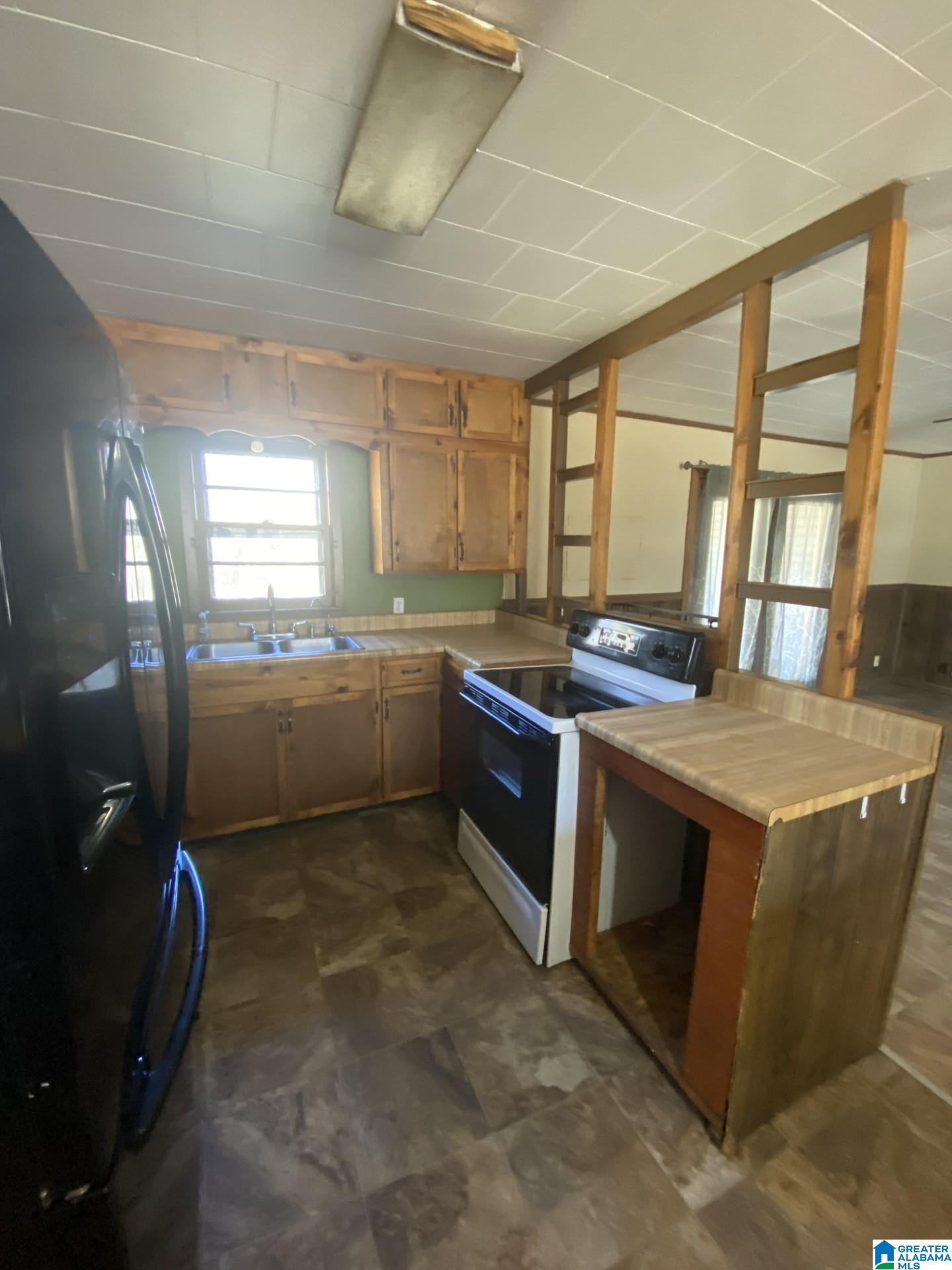 391 Justice Street Crossville, AL 35962 - Photo 2 of 12
