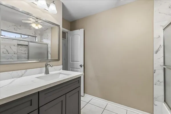 $2,800 | 16218 Bunker Ridge Road, Houston, TX 77053