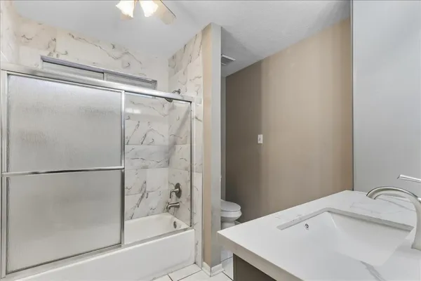 $2,800 | 16218 Bunker Ridge Road, Houston, TX 77053