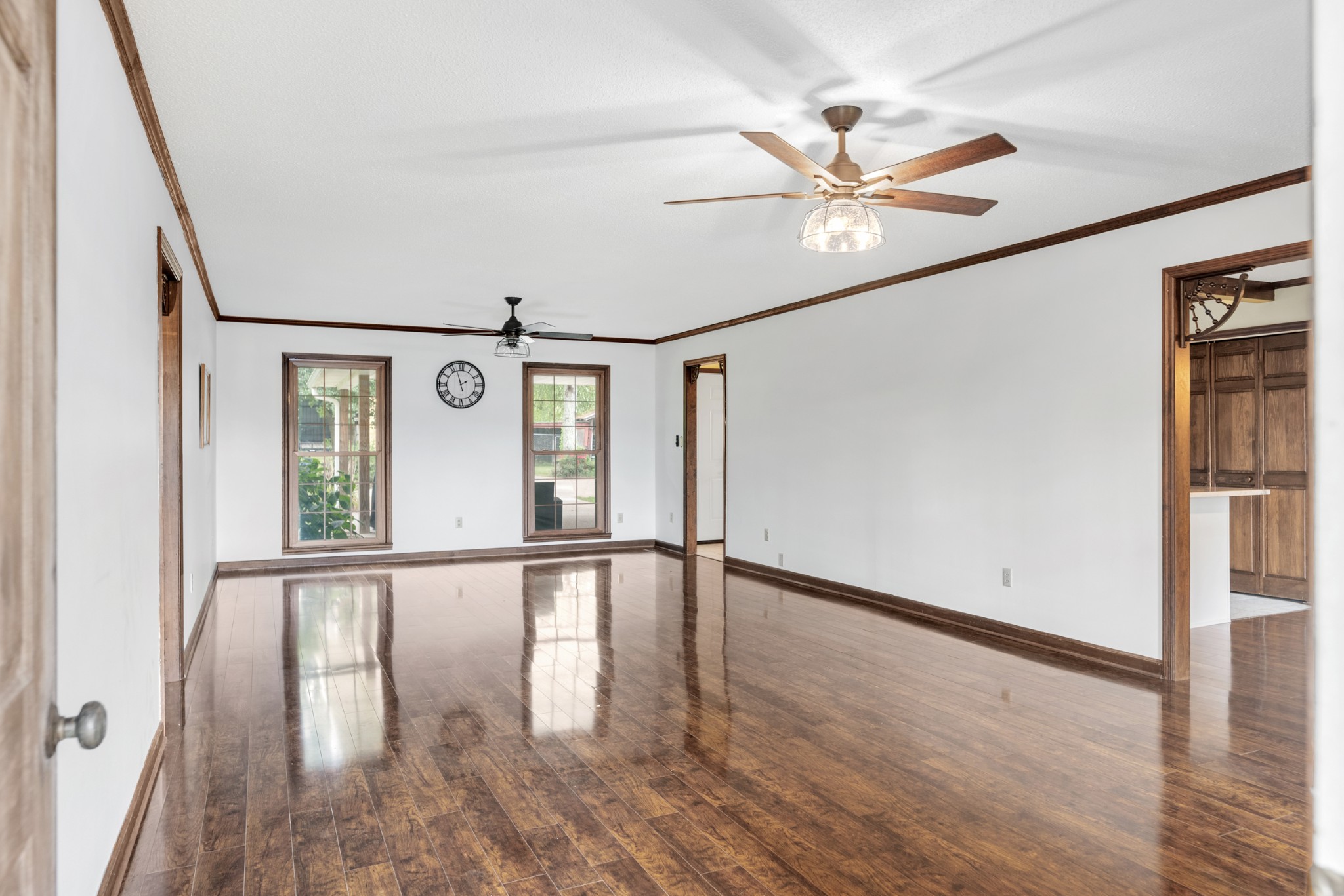 719 Waco Road Lynnville, TN 38472 - Photo 8 of 67 a view of an entryway