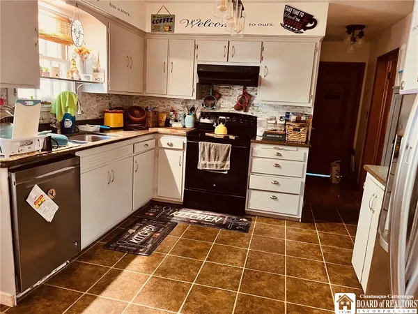 $265,000 | 210 White Oak Drive, Allegany, NY 14706