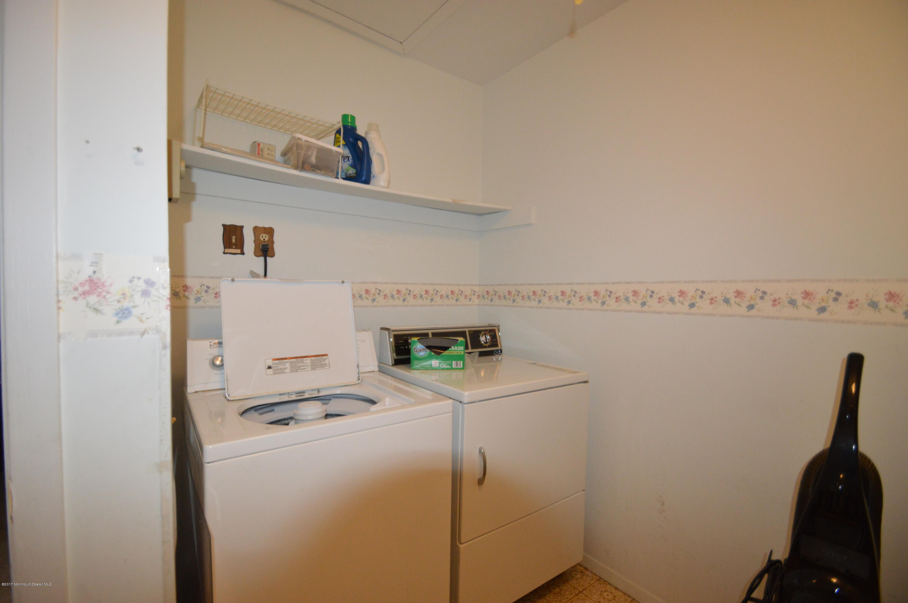 4D Stonybrook Road, Unit D Whiting, NJ 08759 - Photo 17 of 26 DSC_0023