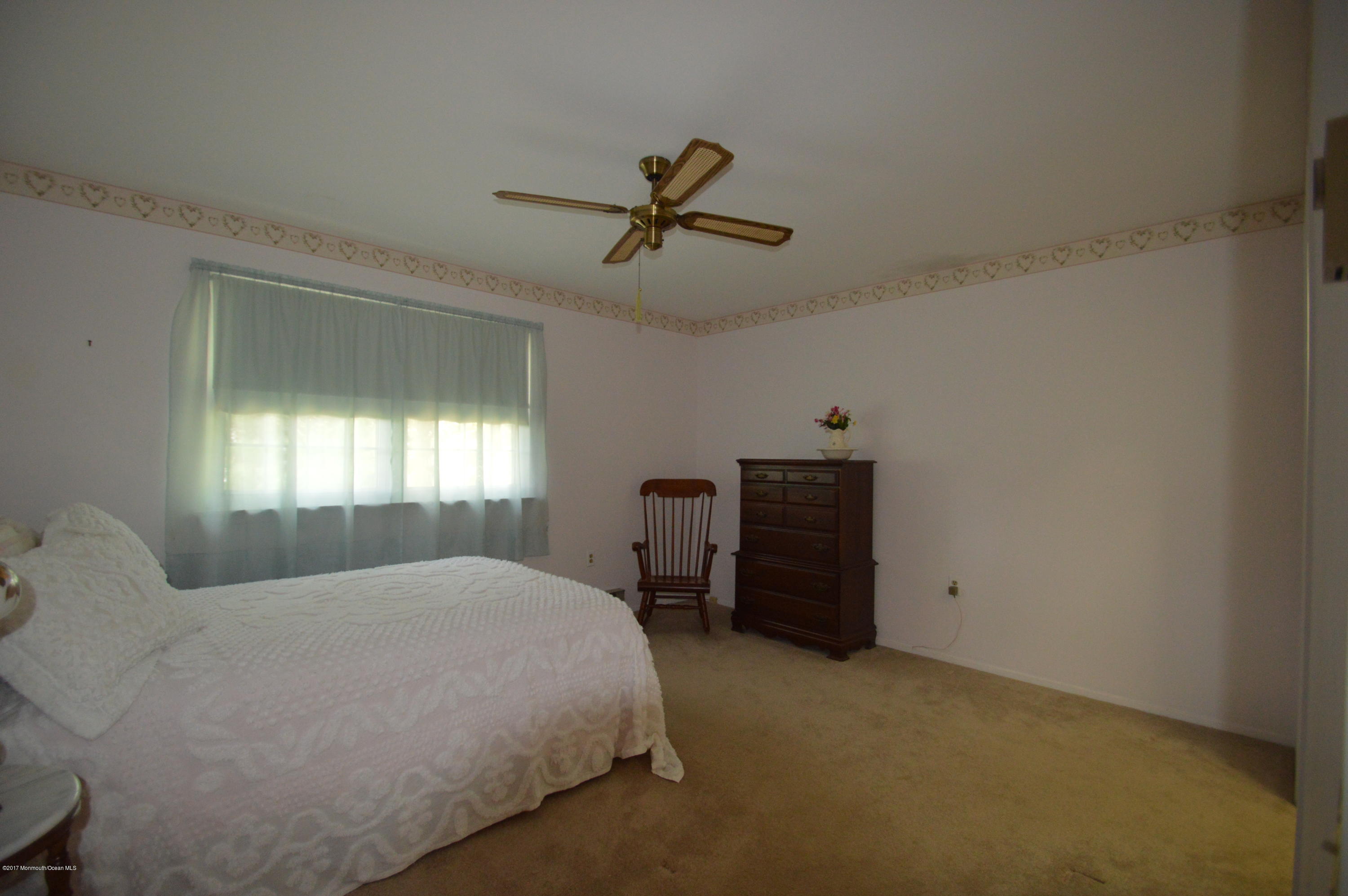 4D Stonybrook Road, Unit D Whiting, NJ 08759 - Photo 22 of 26 DSC_0019