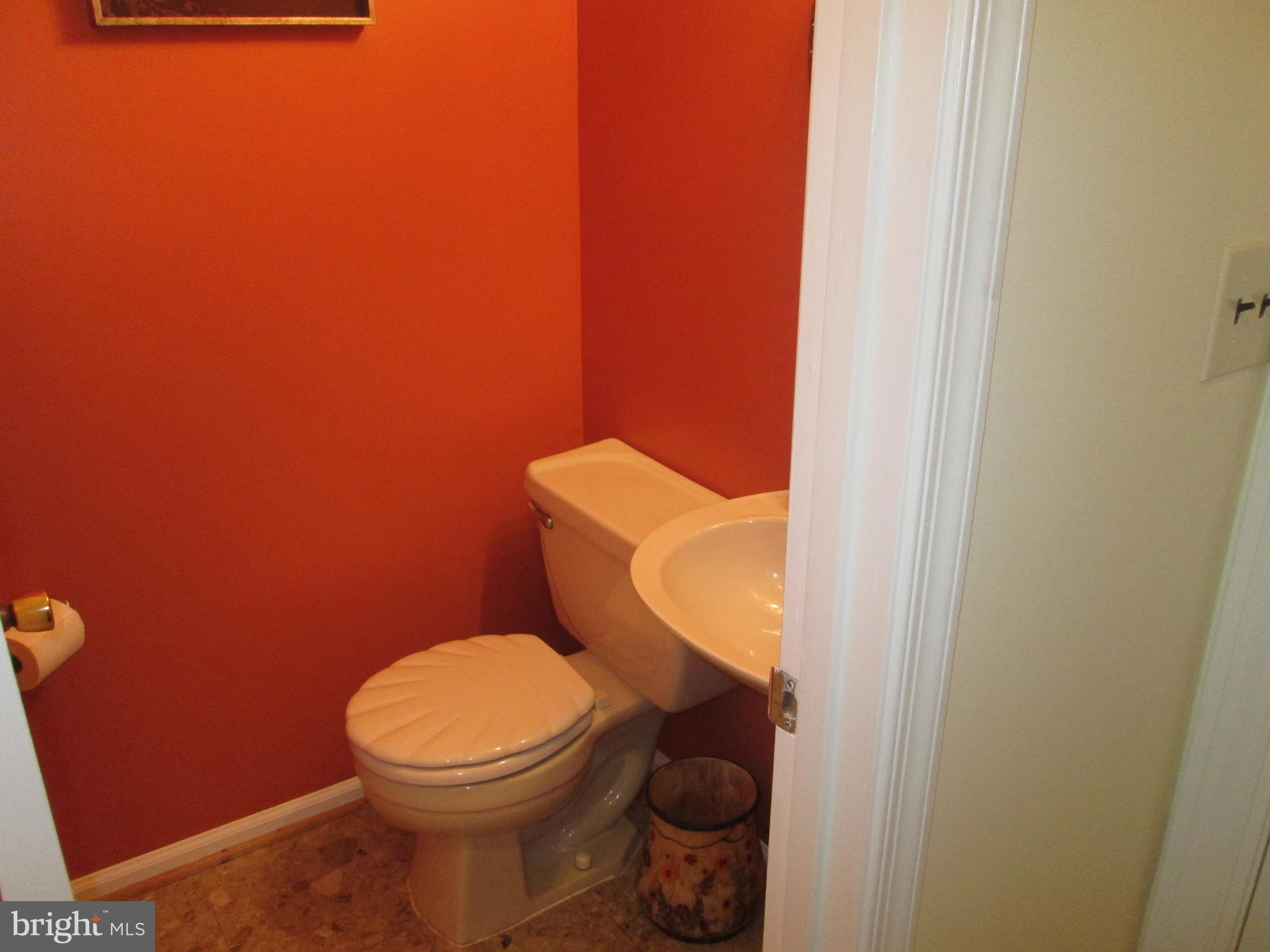 17713 Buehler Road, Unit 9 Olney, MD 20832 - Photo 16 of 28 Bath
