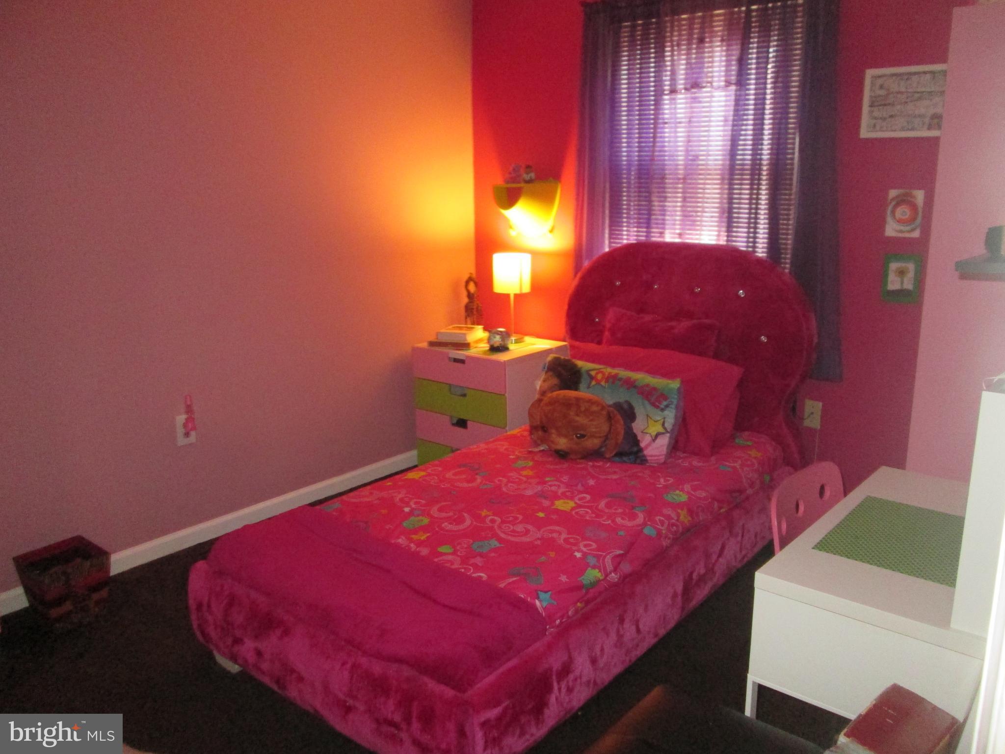 17713 Buehler Road, Unit 9 Olney, MD 20832 - Photo 23 of 28 Bedroom
