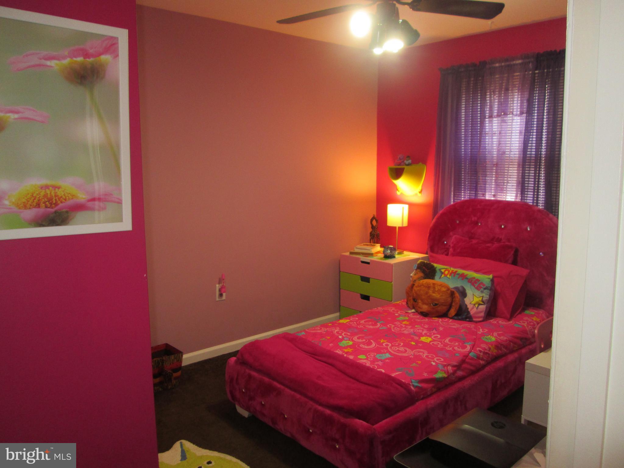17713 Buehler Road, Unit 9 Olney, MD 20832 - Photo 25 of 28 Bedroom