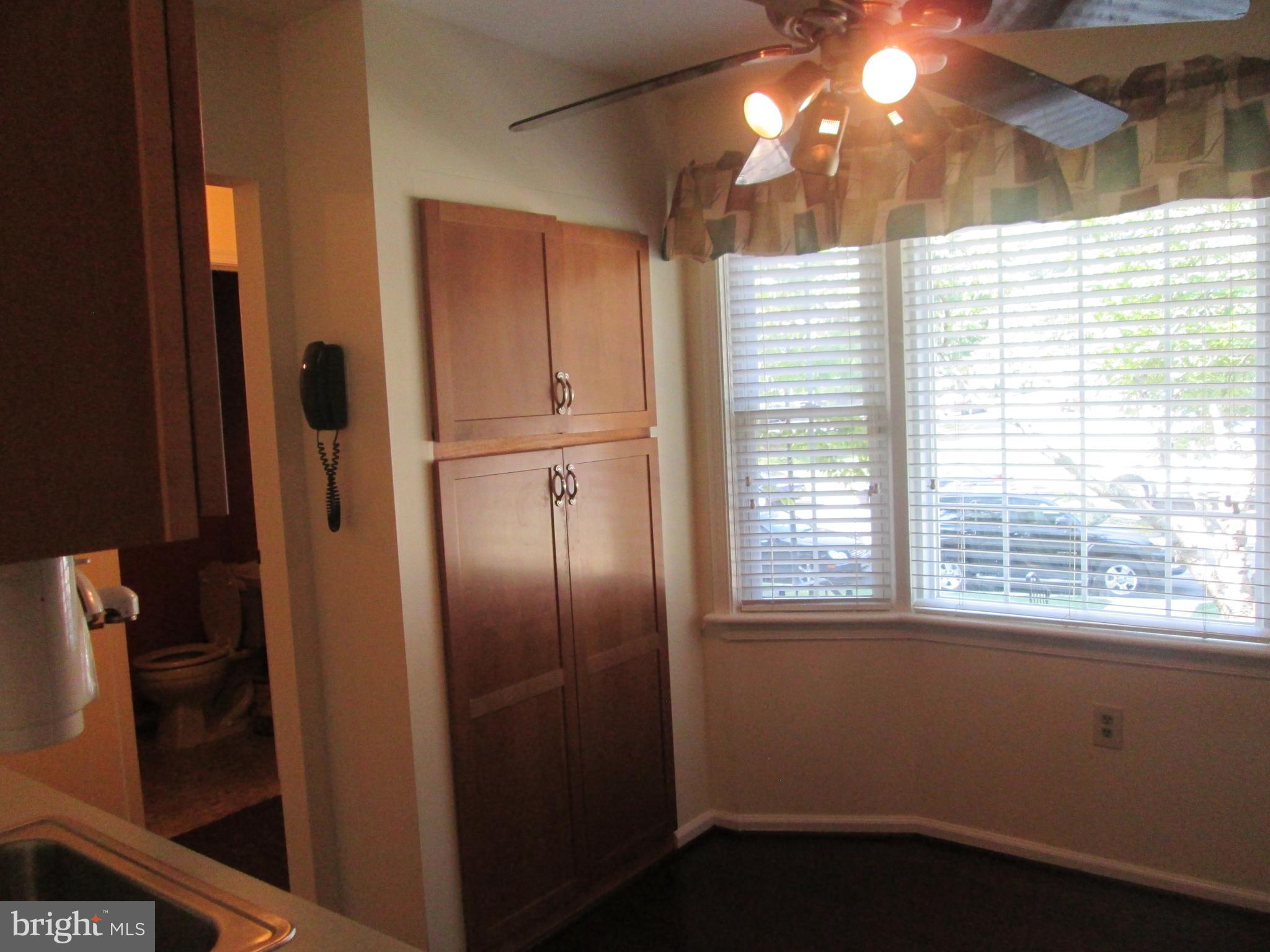 17713 Buehler Road, Unit 9 Olney, MD 20832 - Photo 9 of 28 Kitchen