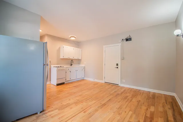$1,500 | 1414 West Pratt Boulevard, Unit 208, Chicago, IL 60626