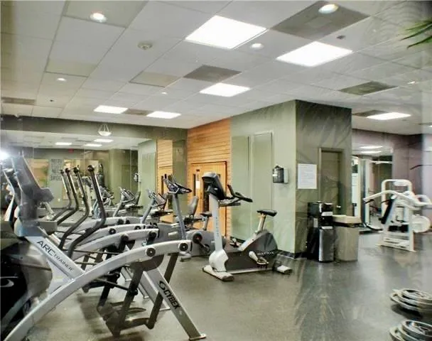 $1,200 | 1205 St Charles Avenue, Unit 407, New Orleans, LA 70130