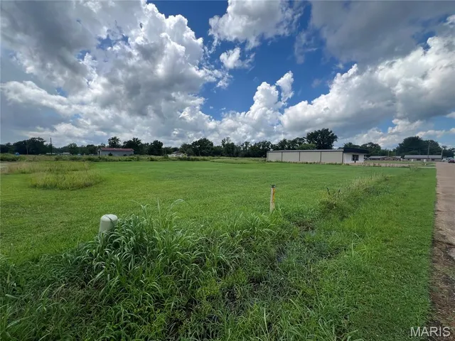 $65,000 | 2335 Cheshire Boulevard, Poplar Bluff, MO 63901