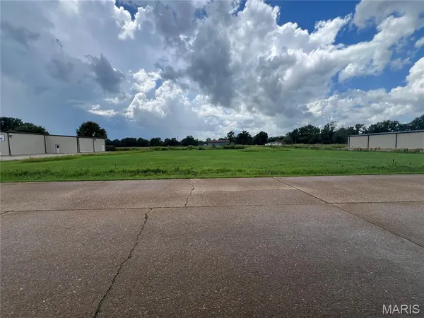 $65,000 | 2335 Cheshire Boulevard, Poplar Bluff, MO 63901