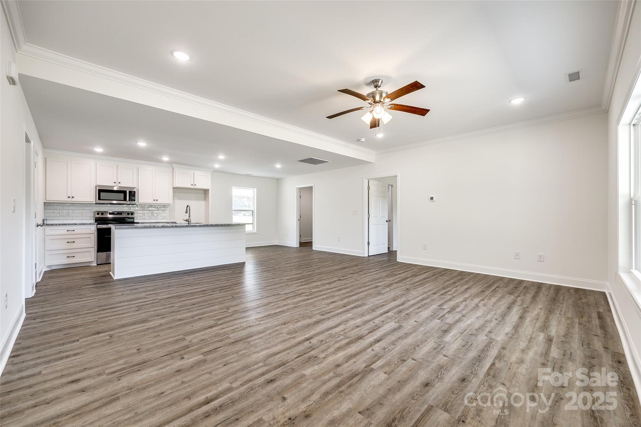 3248 Ferguson Long Road York, SC 29745 - Photo 5 of 34 Gallery Image 5