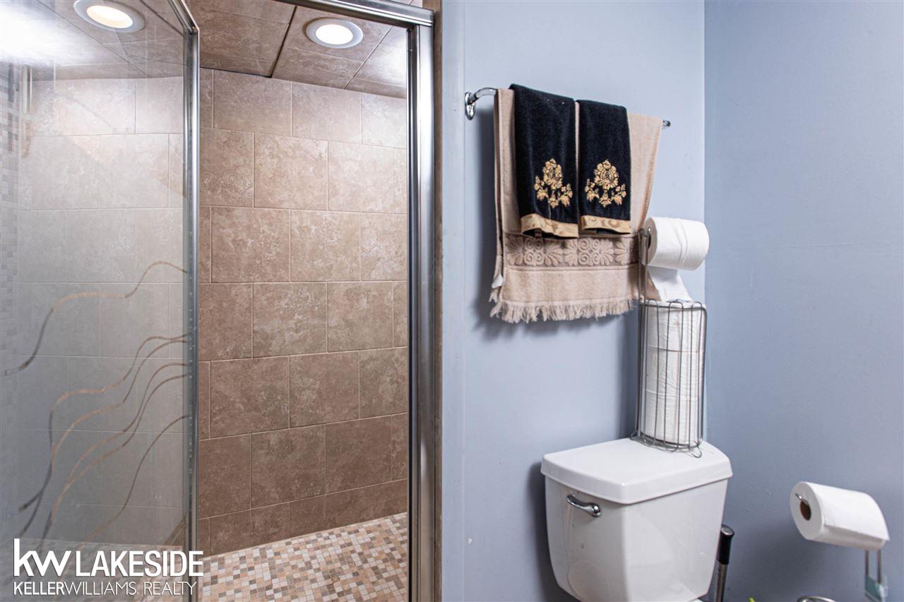369 South Rochester Road Oakland, MI 48363 - Photo 18 of 28 50065871-17.JPG