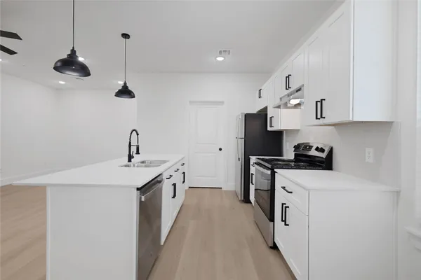 $1,650 | 2619 Delafield Street, Unit 4, Houston, TX 77023