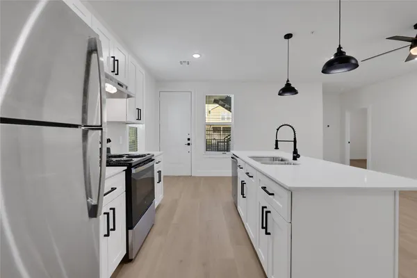 $1,650 | 2619 Delafield Street, Unit 4, Houston, TX 77023