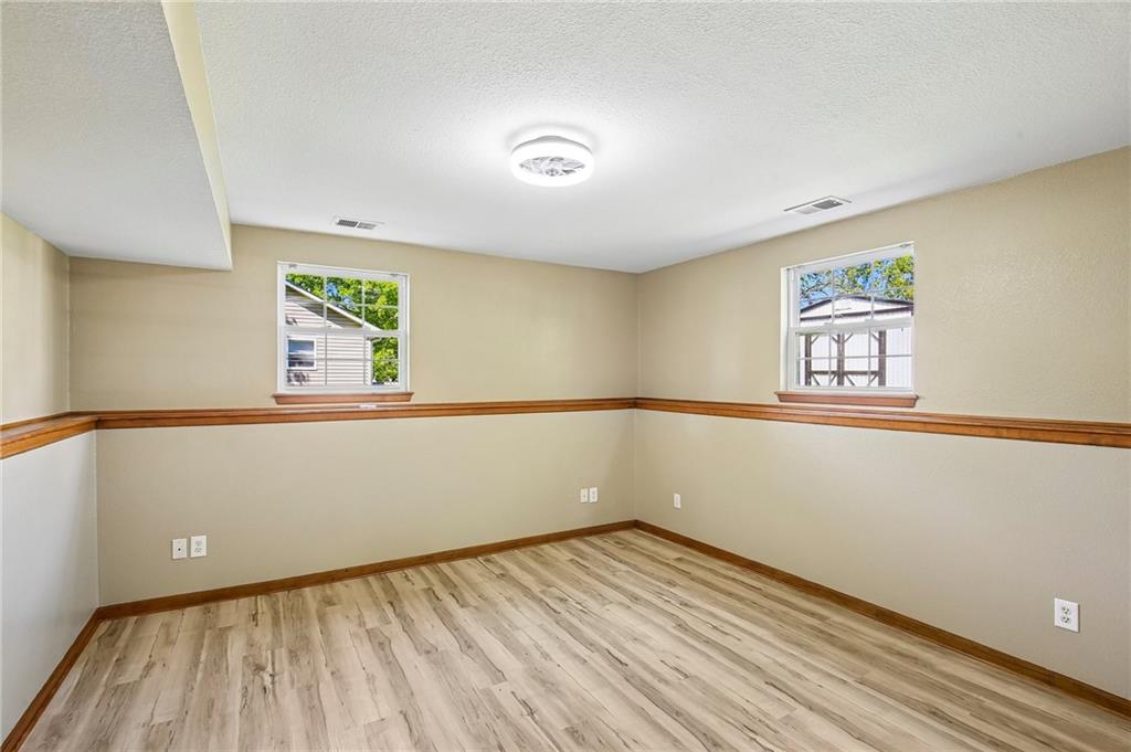 204 East 8th Street Adrian, MO 64720 - Photo 27 of 37