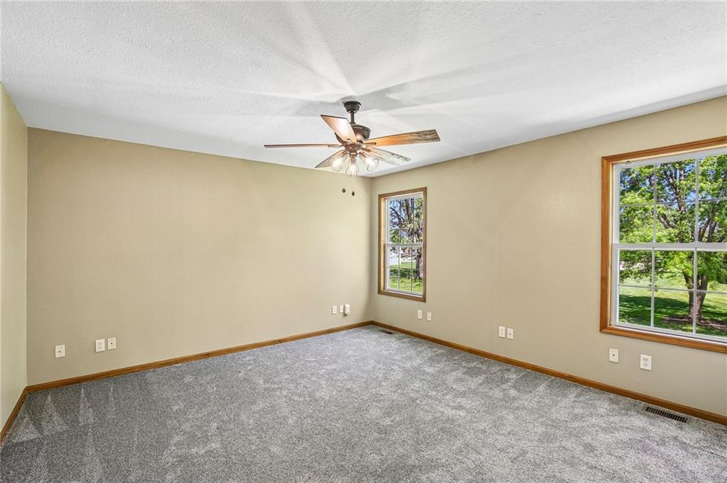 204 East 8th Street Adrian, MO 64720 - Photo 31 of 37