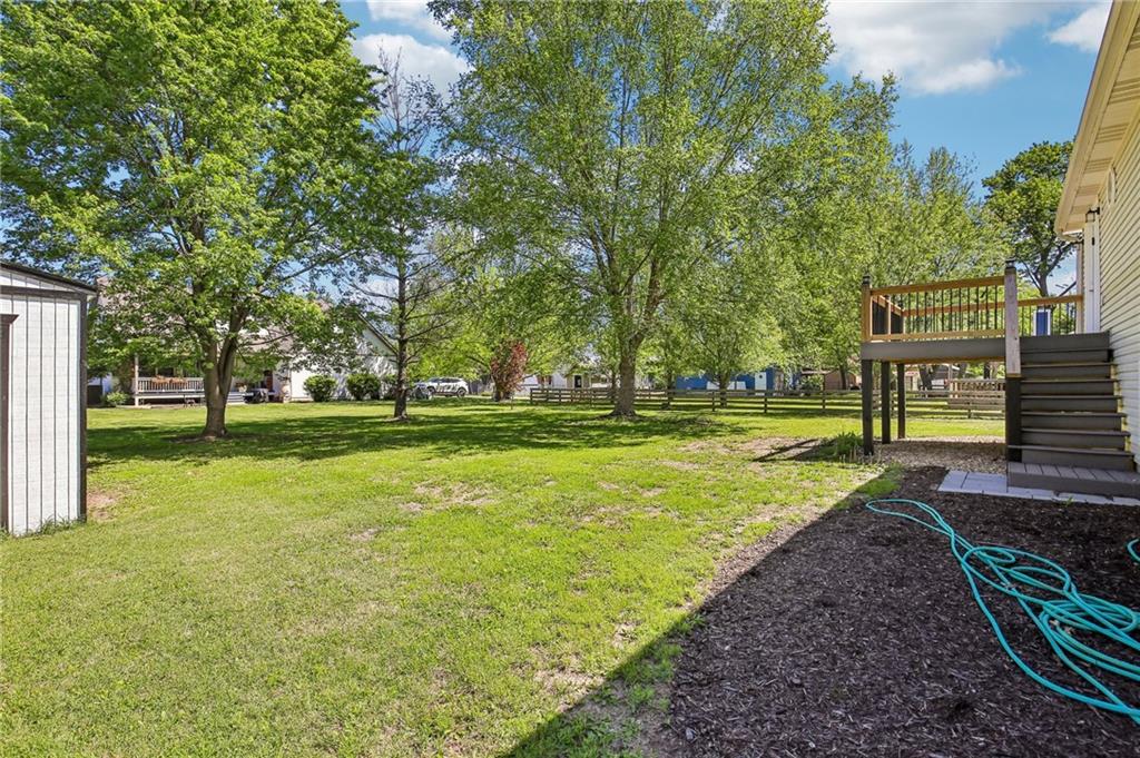 204 East 8th Street Adrian, MO 64720 - Photo 9 of 37