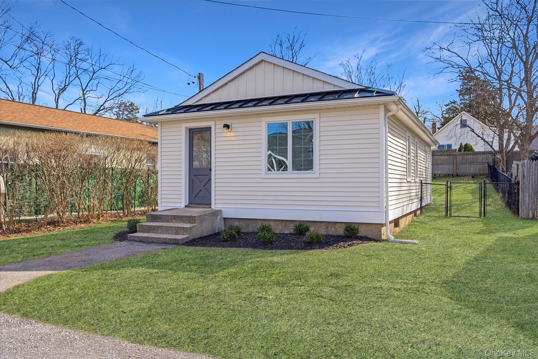 27 Vine Road Rocky Point, NY 11778 - Photo 1 of 18