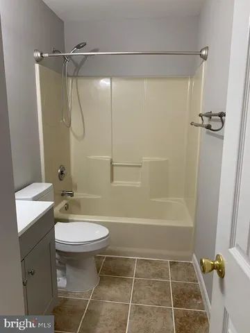 $2,400 | 8717 Forest Glen Circle, Fredericksburg, VA 22407