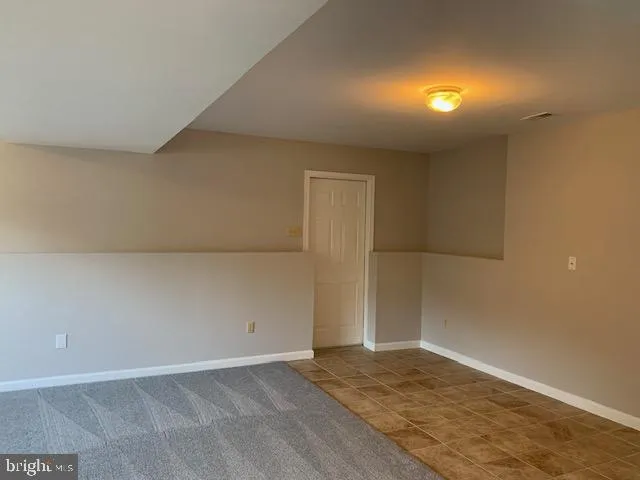 $2,400 | 8717 Forest Glen Circle, Fredericksburg, VA 22407