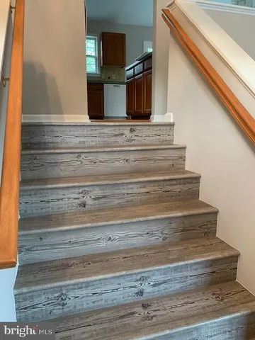 $2,400 | 8717 Forest Glen Circle, Fredericksburg, VA 22407