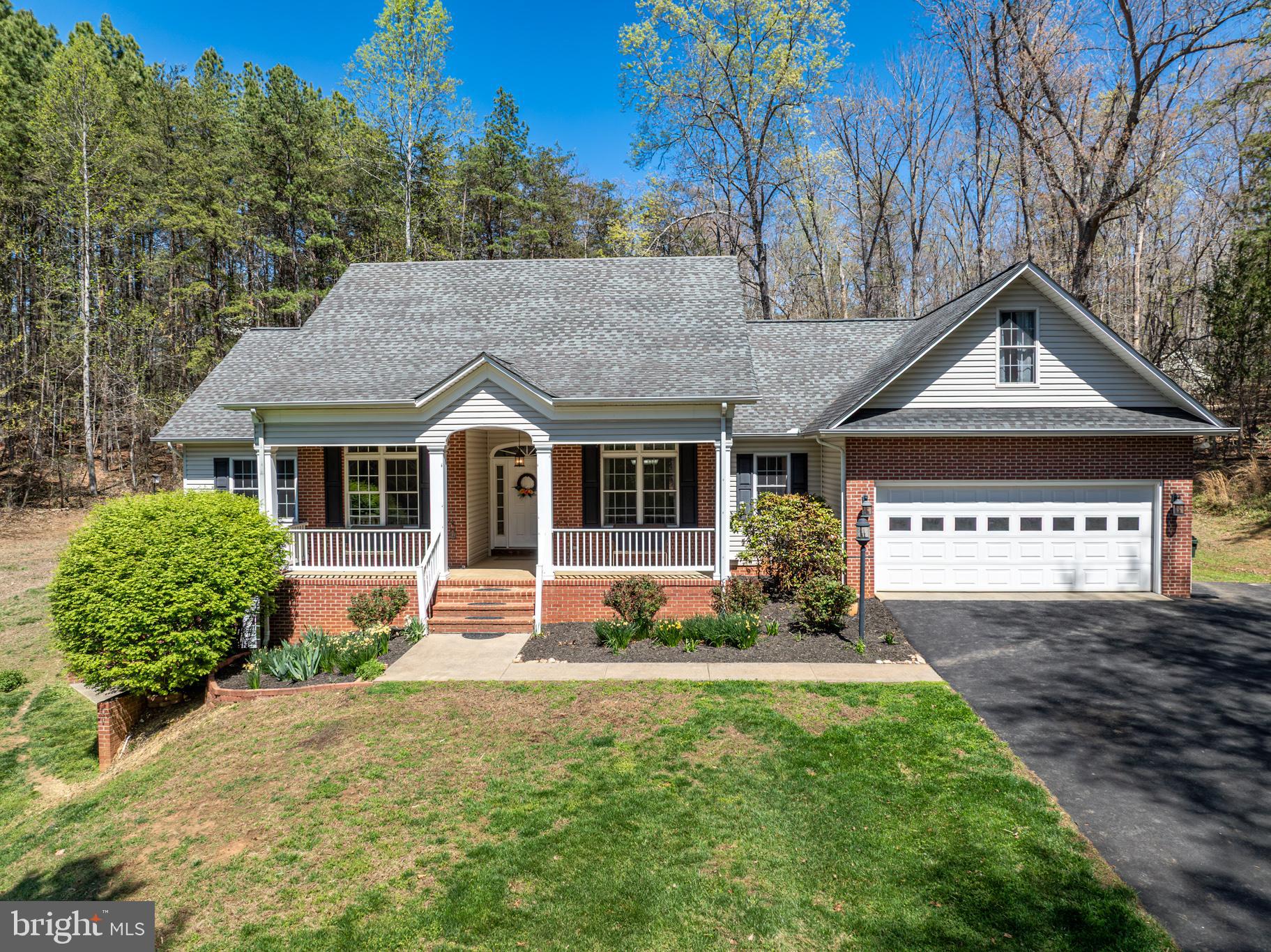 Exceptional! - 5 Minutes to 29 - TFin SqFt 4600+/-