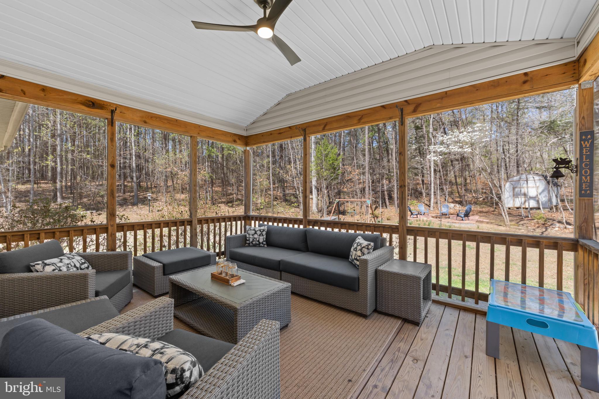 286 Lewis Drive Ruckersville, VA 22968 - Photo 6 of 76 Rear Screened Porch 18.1 x 12.9