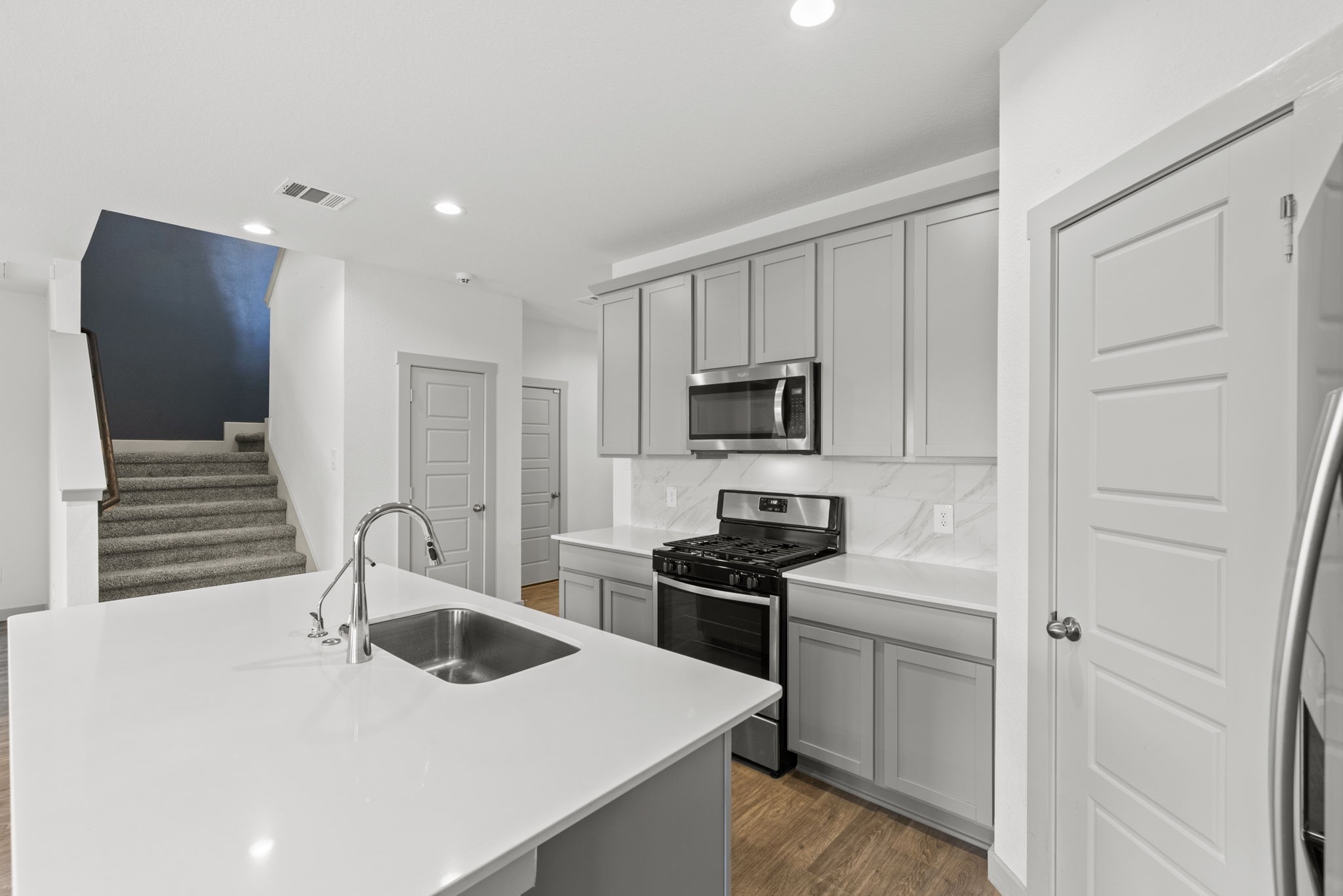 207 William Lane Rosharon, TX 77583 - Photo 13 of 32