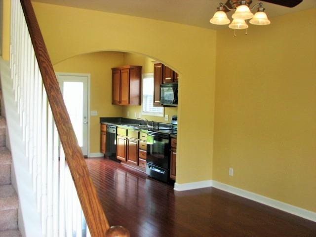 6002 Chickadee Circle Spring Hill, TN 37174 - Photo 3 of 20 Front Entrance into Living Room