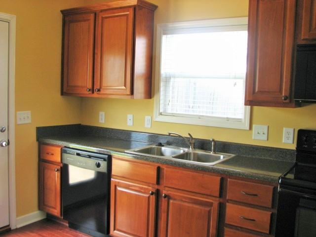 6002 Chickadee Circle Spring Hill, TN 37174 - Photo 6 of 20 Kitchen