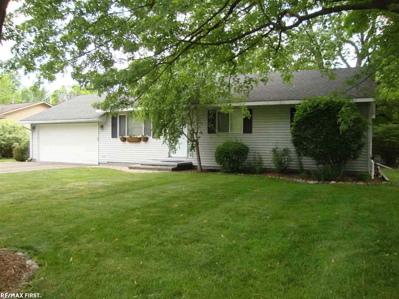 2736 Dearborn Avenue Rochester Hills, MI 48309 - Photo 1 of 23