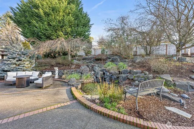 $1,075,000 | 10207 Melody Lane Southwest, Lakewood, WA 98498