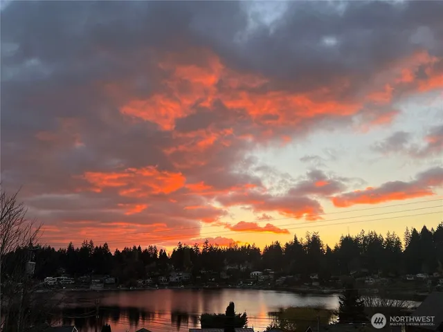 $1,075,000 | 10207 Melody Lane Southwest, Lakewood, WA 98498