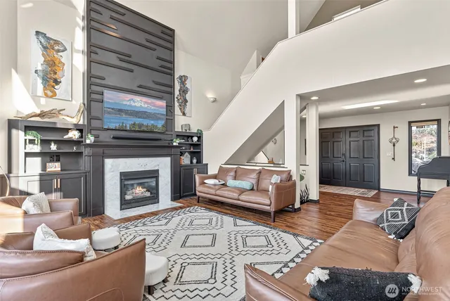 $1,075,000 | 10207 Melody Lane Southwest, Lakewood, WA 98498