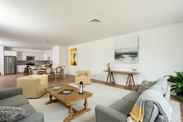 $3,500 | 390 Chief Justice Cushing Highway, Unit 208, Cohasset, MA 02025