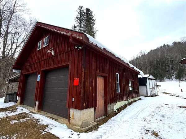 $399,900 | 2213 Brown Hollow Road, Corning, NY 14830