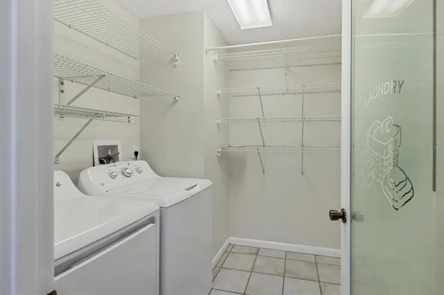 $299,000 | 3107 Windrush Bourne, Sarasota, FL 34235