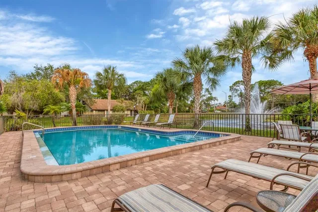 $299,000 | 3107 Windrush Bourne, Sarasota, FL 34235