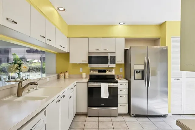 $299,000 | 3107 Windrush Bourne, Sarasota, FL 34235