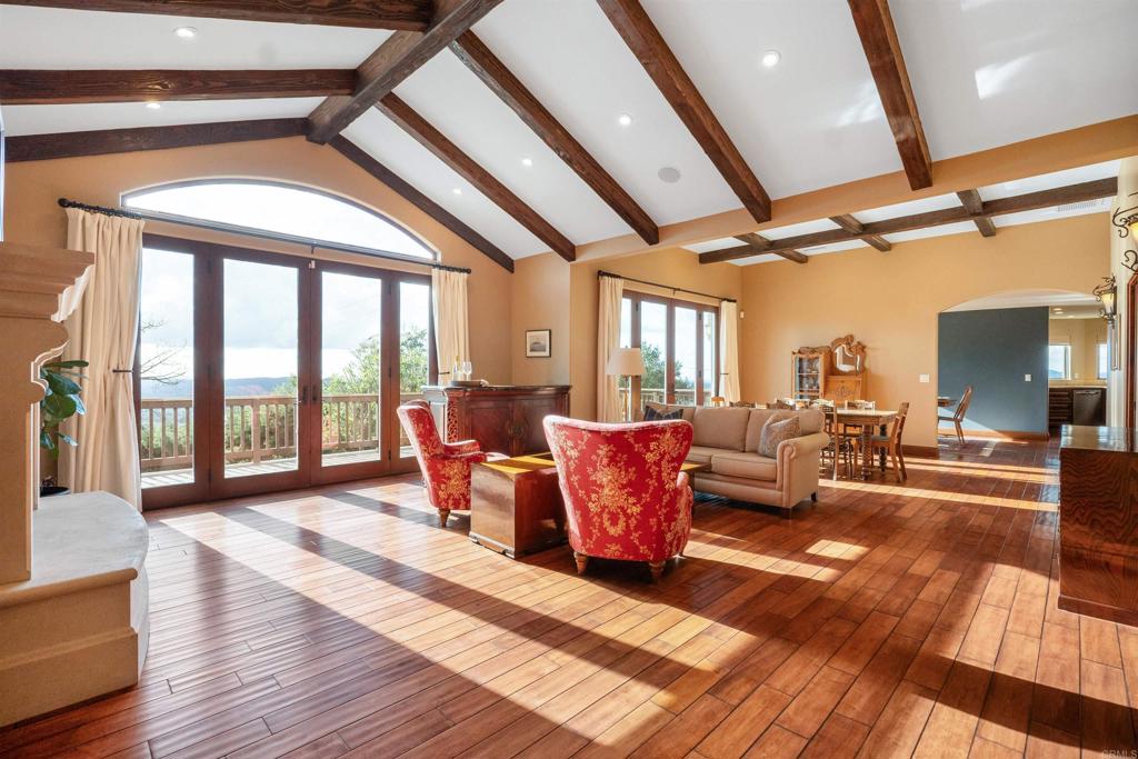 15466 Markar Road Poway, CA 92064 - Photo 11 of 69