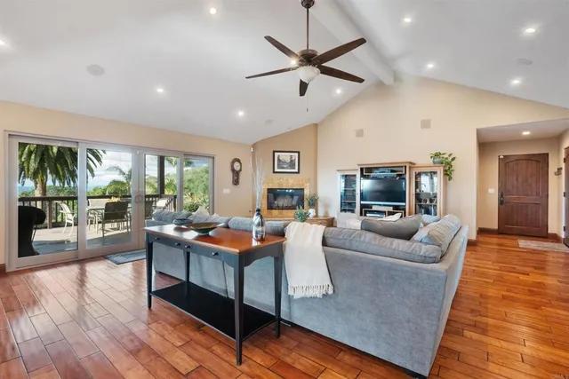 $2,450,000 | 15466 Markar Road, Poway, CA 92064