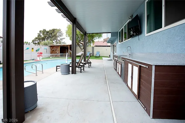 $589,990 | 5301 Kalmia Drive, Las Vegas, NV 89103