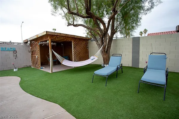 $589,990 | 5301 Kalmia Drive, Las Vegas, NV 89103