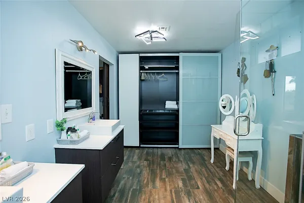 $589,990 | 5301 Kalmia Drive, Las Vegas, NV 89103