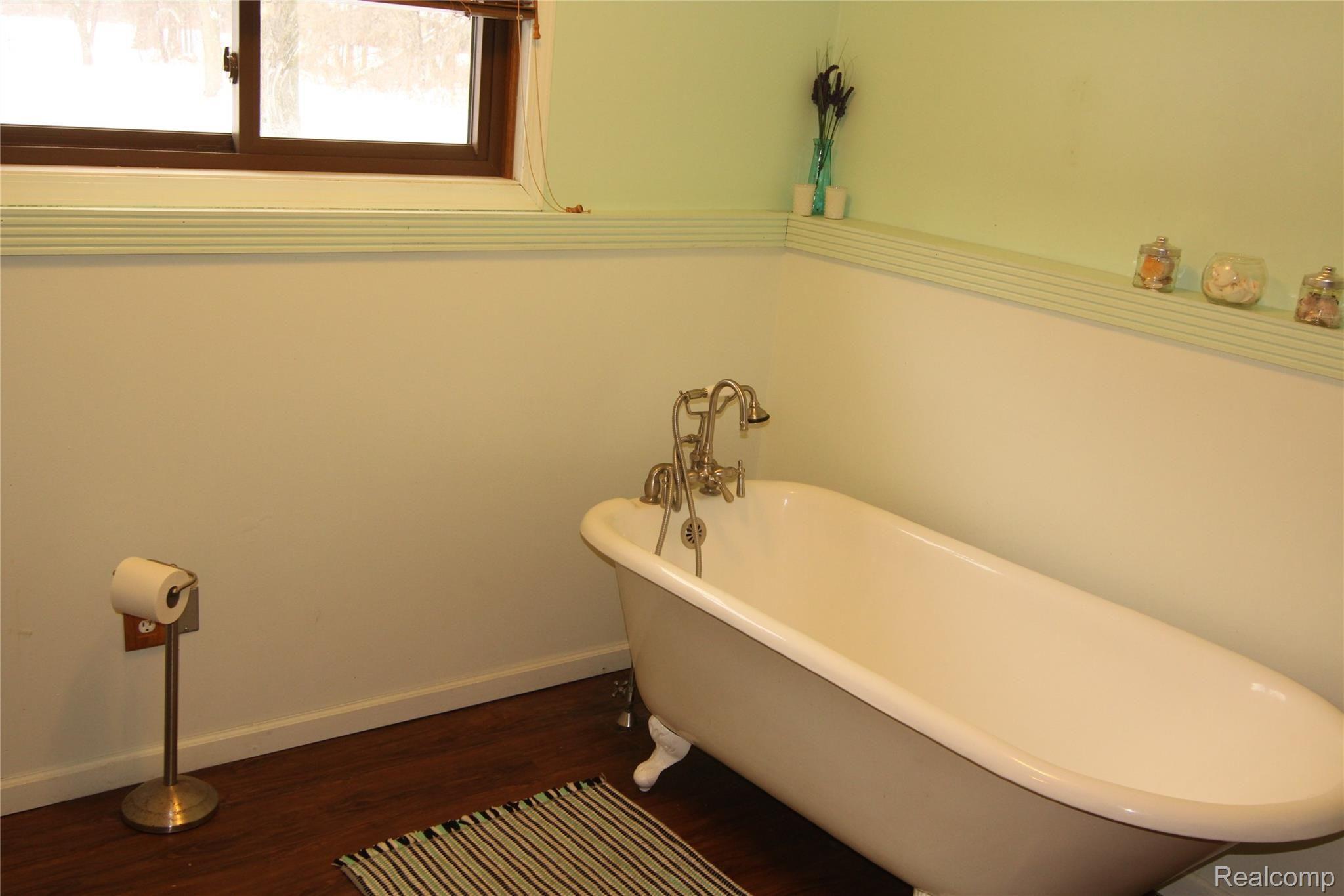 16061 Hough Road Allenton, MI 48002 - Photo 20 of 36 IMG_1890.JPG