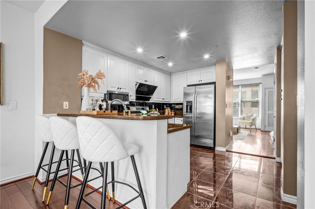 88 East Bay State Street Alhambra, CA 91801 - Photo 11 of 46
