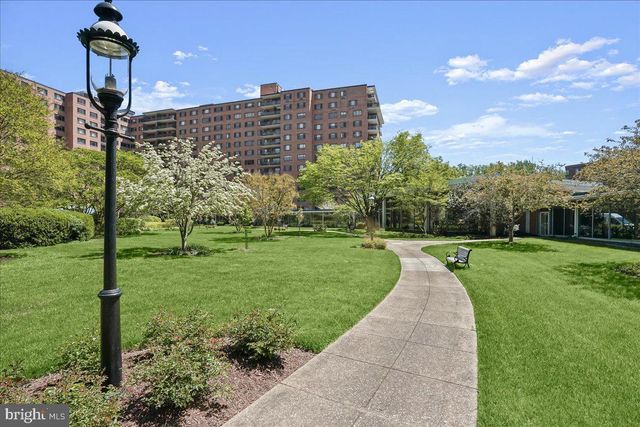 $645,000 | 4201 Cathedral Avenue Northwest, Unit 415W, Washington, DC 20016