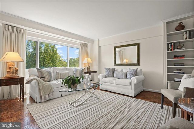 $645,000 | 4201 Cathedral Avenue Northwest, Unit 415W, Washington, DC 20016