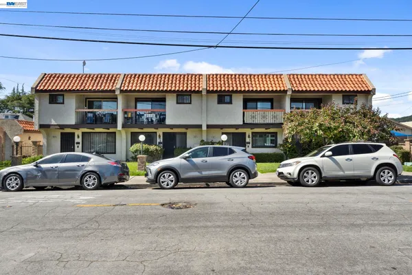 $499,000 | 960 Joaquin Avenue, San Leandro, CA 94577